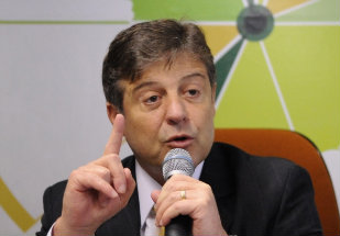 O ministro Mendes Ribeiro Filho publicou no Diário Oficial da União do dia 05 de outubro a desconstituição da Embrapa Internacional